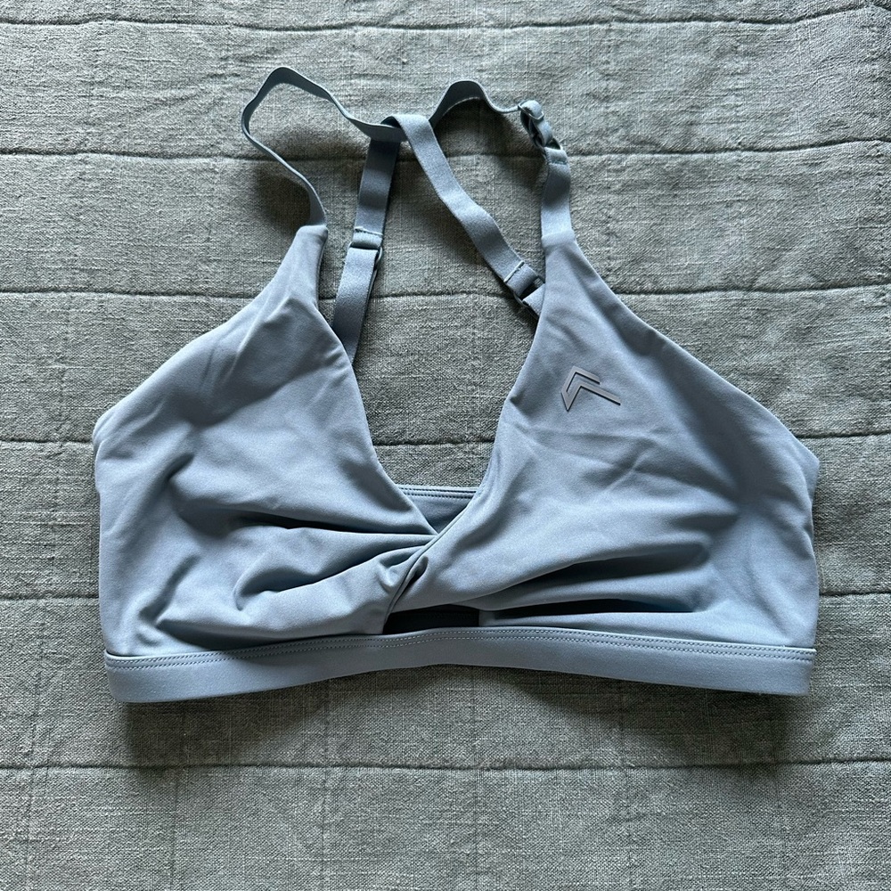 Oner Active unified twist front bra